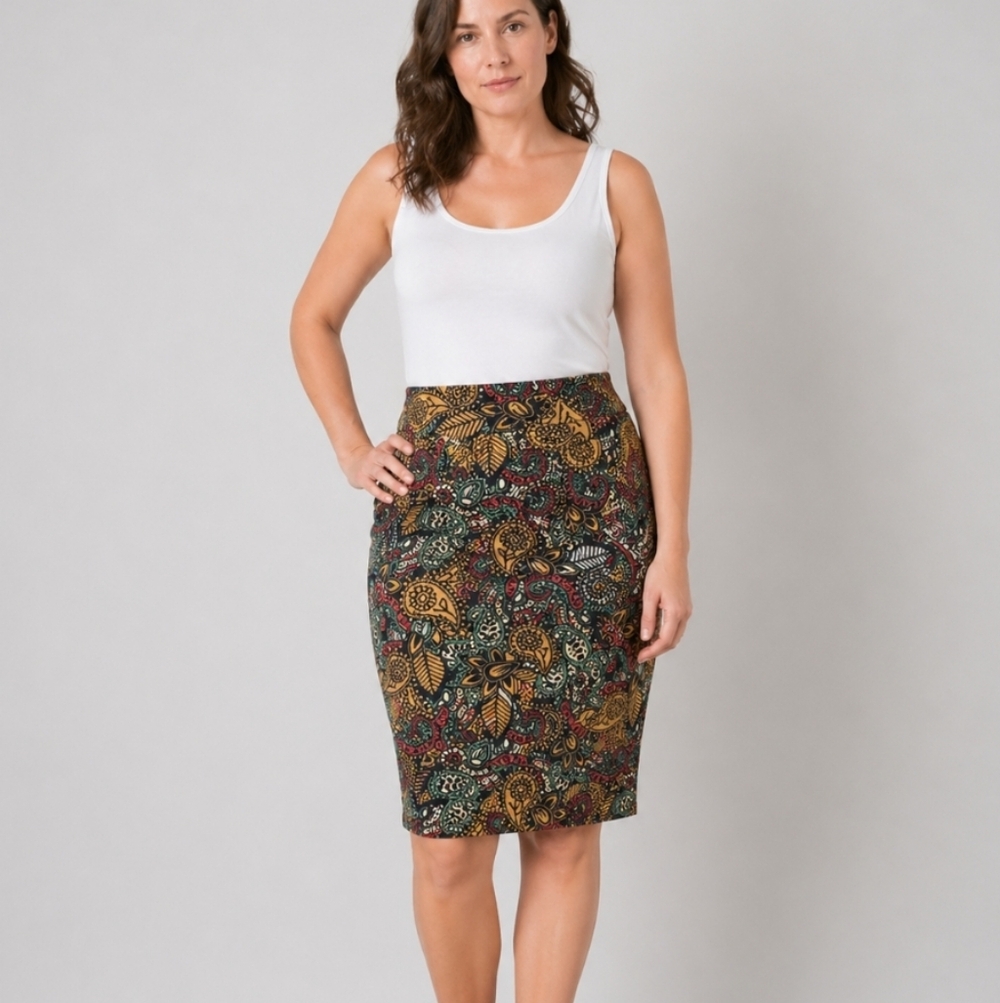 Lularoe Cassie pencil skirt stretchy paisley M